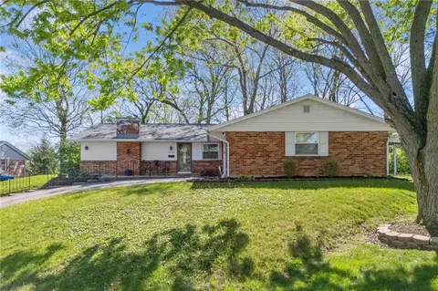 6182 Teagarden Cir, West Carrollton, OH 45449