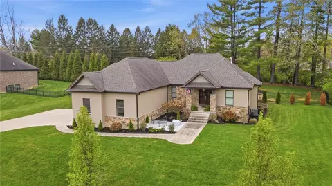 1599 Fox Trl, Bellbrook, OH 45305
