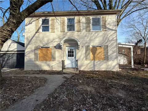 1712 Manor Pl, Dayton, OH 45406