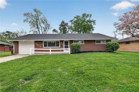 2610 Nyack Ln, Dayton, OH 45439