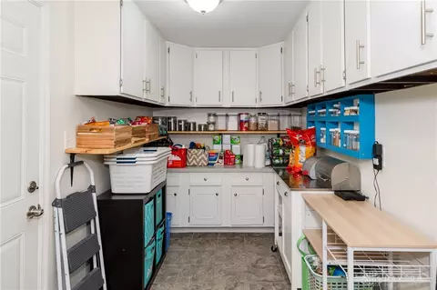 Other - 728 Chipplegate Dr, Centerville, OH 45459 photo 5 of 10