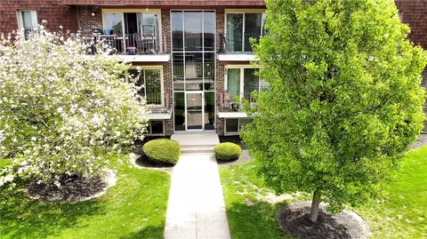 1612 Mars Hill Dr #F, West Carrollton, OH 45449