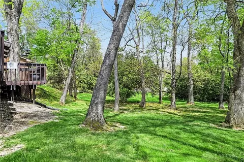 Exterior - 7044 Fallen Oak, Centerville, OH 45459 photo 6 of 6