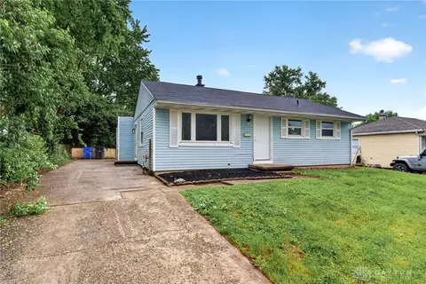 1568 Garwood Dr, Dayton, OH 45432