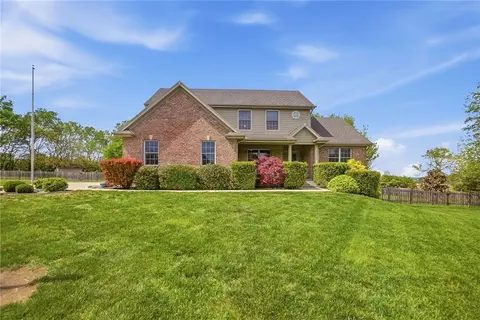 3128 Honeytree Ln, Springboro, OH 45066