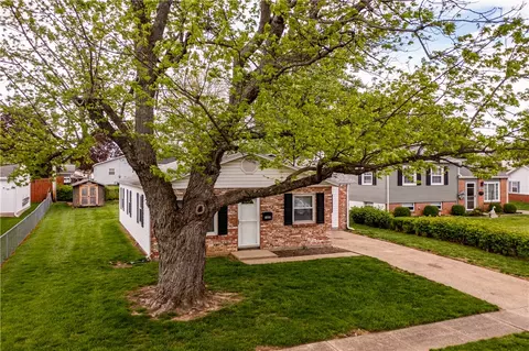 2409 Suffolk Ct, Kettering, OH 45420 photo 32