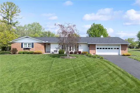 379 Hiatt Ave, Wilmington, OH 45177