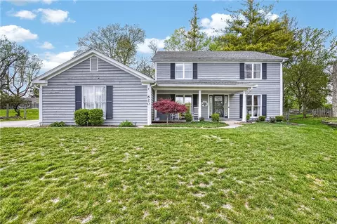 620 Tara Oaks Dr, Middletown, OH 45042