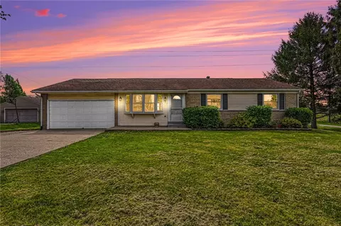 205 Purcell Ave, Xenia, OH 45385