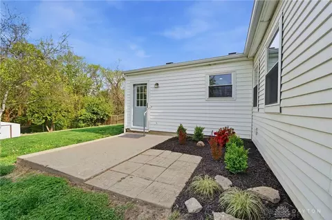 Exterior - 306 E Circle Dr, Mason, OH 45040 photo 10 of 21