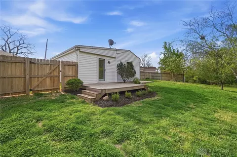 Exterior - 306 E Circle Dr, Mason, OH 45040 photo 12 of 21