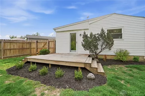 Exterior - 306 E Circle Dr, Mason, OH 45040 photo 14 of 21