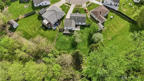 View/Area - 306 E Circle Dr, Mason, OH 45040 photo 3 of 4
