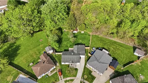 View/Area - 306 E Circle Dr, Mason, OH 45040 photo 2 of 4