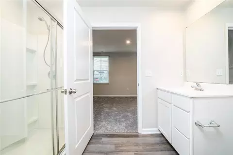 Bath - 195 Skyway Dr, Springfield, OH 45505 photo 2 of 2