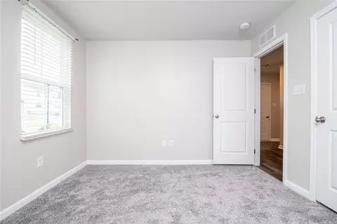 Bedroom - 195 Skyway Dr, Springfield, OH 45505 photo 1 of 7