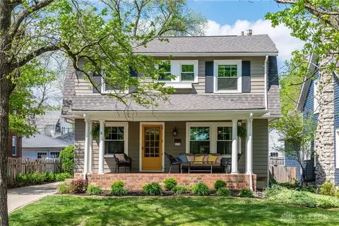 209 Forrer Blvd, Oakwood, OH 45419