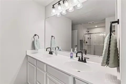 Bath - 191 Chapel Dr, Troy, OH 45373 photo 2 of 9