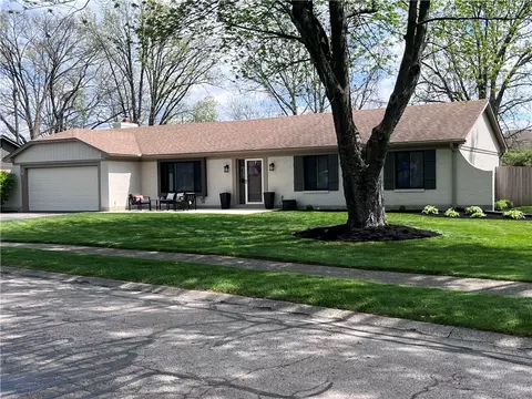 5278 Applecreek Rd, Centerville, OH 45429