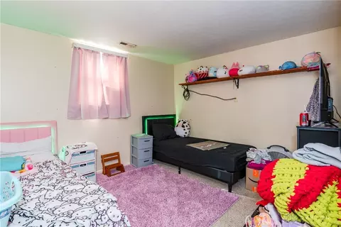 Bedroom - 2014 Westboro Ave, Springfield, OH 45503 photo 2 of 4