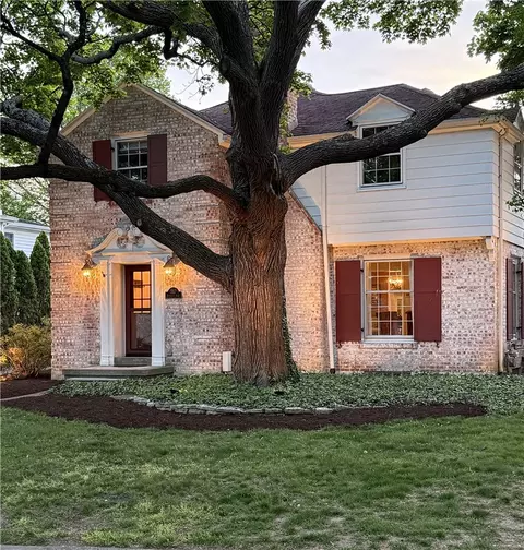 557 Hathaway Rd, Oakwood, OH 45419