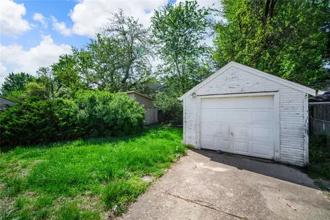 Exterior - 7111 Carnation Ave, Cincinnati, OH 45236 photo 5 of 5