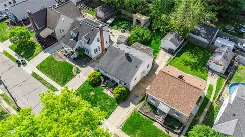 View/Area - 7111 Carnation Ave, Cincinnati, OH 45236 photo 2 of 7