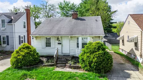 7111 Carnation Ave, Cincinnati, OH 45236