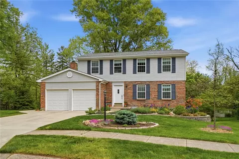 4024 Locus Bend Dr, Dayton, OH 45440