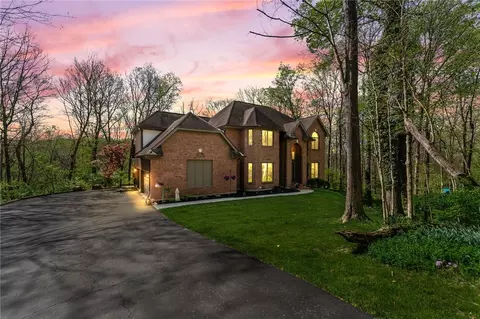 2496 Stewart Rd, Xenia, OH 45385