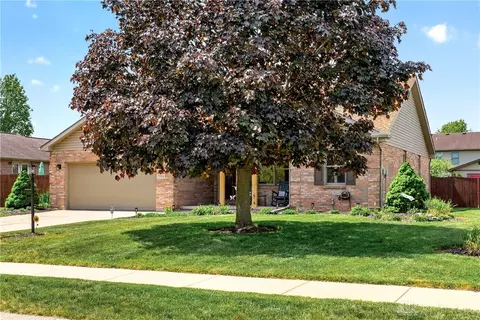 7519 Martha Ct, Carlisle, OH 45005 photo 2