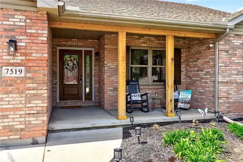 7519 Martha Ct, Carlisle, OH 45005 photo 4