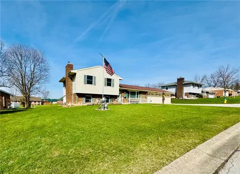 1254 Howard Dr, Greenville, OH 45331