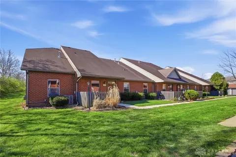 4028 Ryland Dr, Springfield, OH 45503