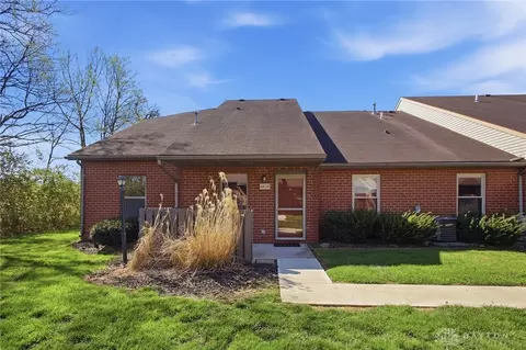 Exterior - 4028 Ryland Dr, Springfield, OH 45503 photo 2 of 6