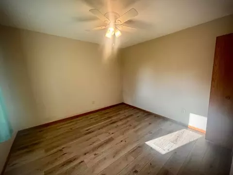 Bedroom - 2865 Dawn Ln, Springfield, OH 45503 photo 2 of 4