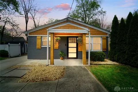 8407 Pine Rd, Cincinnati, OH 45236