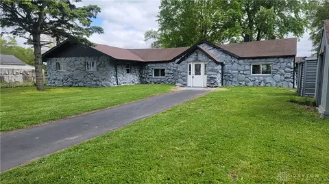 3416 Clearview Ave, Moraine, OH 45439