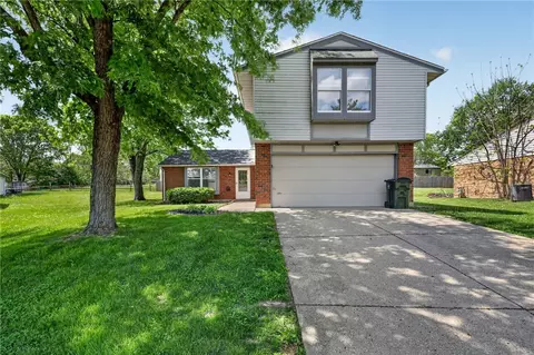 2294 Cross Village Dr, Miamisburg, OH 45342