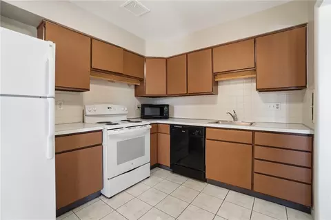 Kitchen - 2230 S Patterson Blvd #26, Kettering, OH 45409 photo 1 of 1