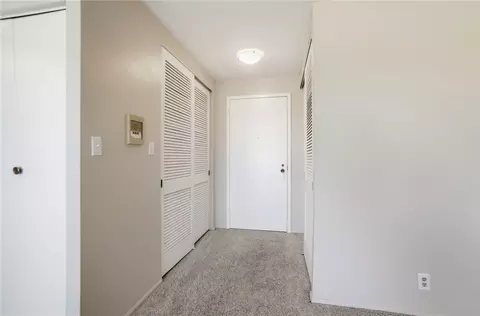 Entry Way - 2230 S Patterson Blvd #26, Kettering, OH 45409 photo 2 of 2