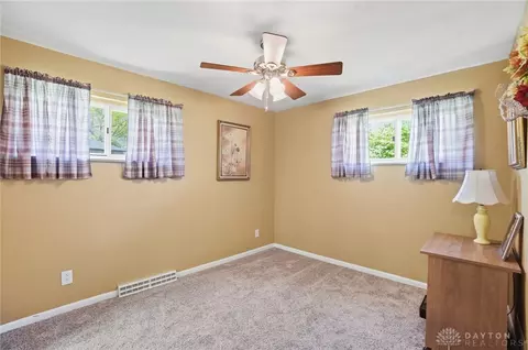 Bedroom - 4433 Ackerman Blvd, Kettering, OH 45429 photo 4 of 5