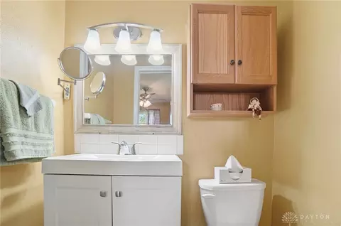 Bath - 4433 Ackerman Blvd, Kettering, OH 45429 photo 3 of 4