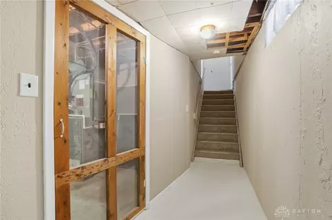 Entry Way - 4433 Ackerman Blvd, Kettering, OH 45429 photo 1 of 2
