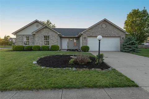 1005 Umbreit Ct, Miamisburg, OH 45342