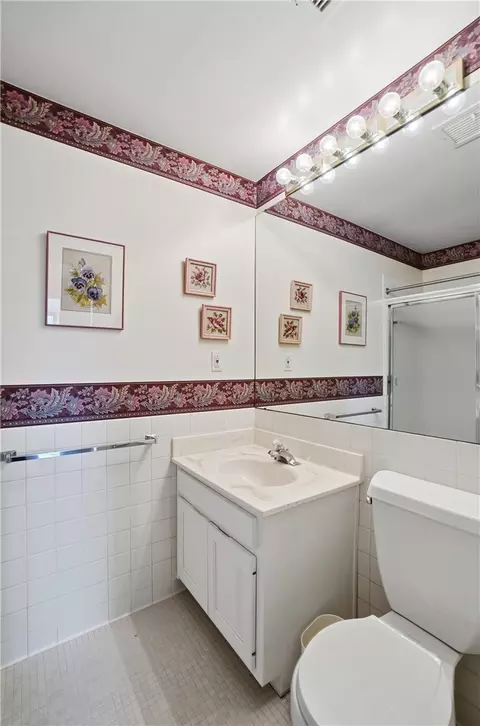 Bath - 2230 S Patterson Blvd #74, Kettering, OH 45409 photo 4 of 5