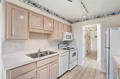 Kitchen - 2230 S Patterson Blvd #74, Kettering, OH 45409 photo 3 of 6