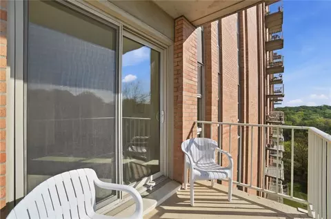 Exterior - 2230 S Patterson Blvd #74, Kettering, OH 45409 photo 4 of 10