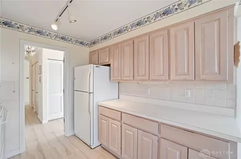 Kitchen - 2230 S Patterson Blvd #74, Kettering, OH 45409 photo 4 of 6
