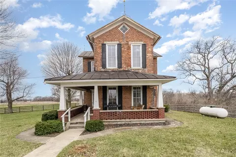 6105 New Carlisle Pike, Springfield, OH 45504